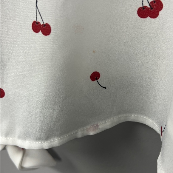 Como Vintage Blouse With Cherries, Medium - Picture 7 of 8